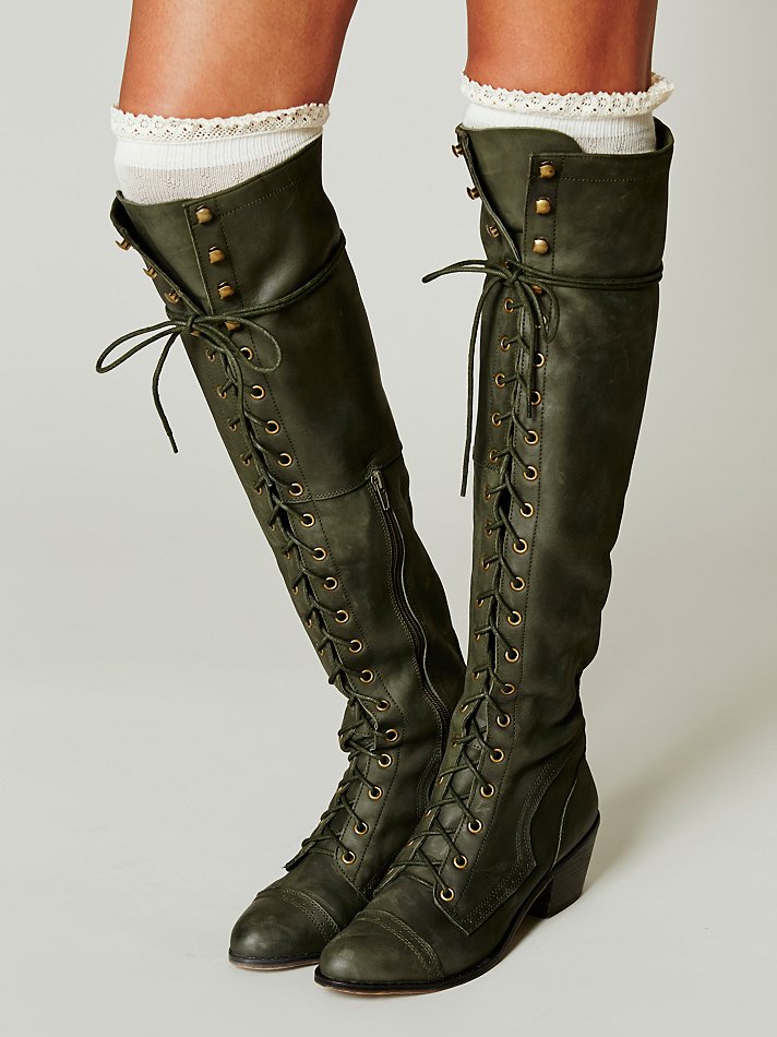 Mod The Sims WCIF lace boots and knee high converse